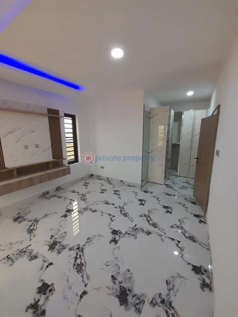 5 bedroom Detached Duplex For Sale Omole Phase 1 Ojodu Lagos - 1