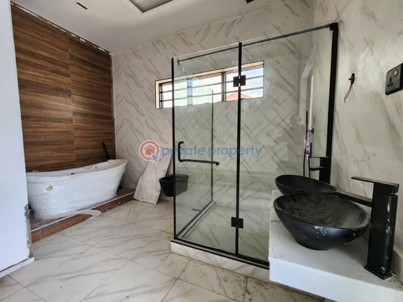 5 bedroom Duplex For Sale Chevron Drive Lekki Lagos - 2