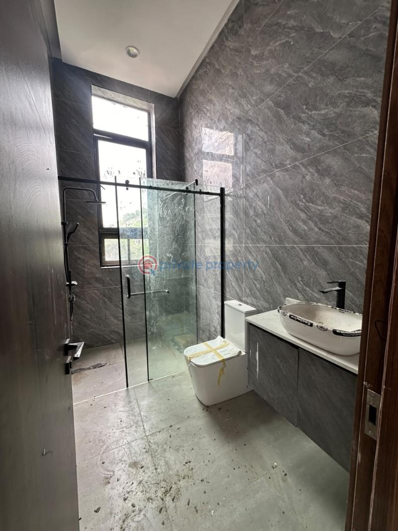 5 bedroom Detached Duplex For Sale Guzape Abuja Phase 1  - 10