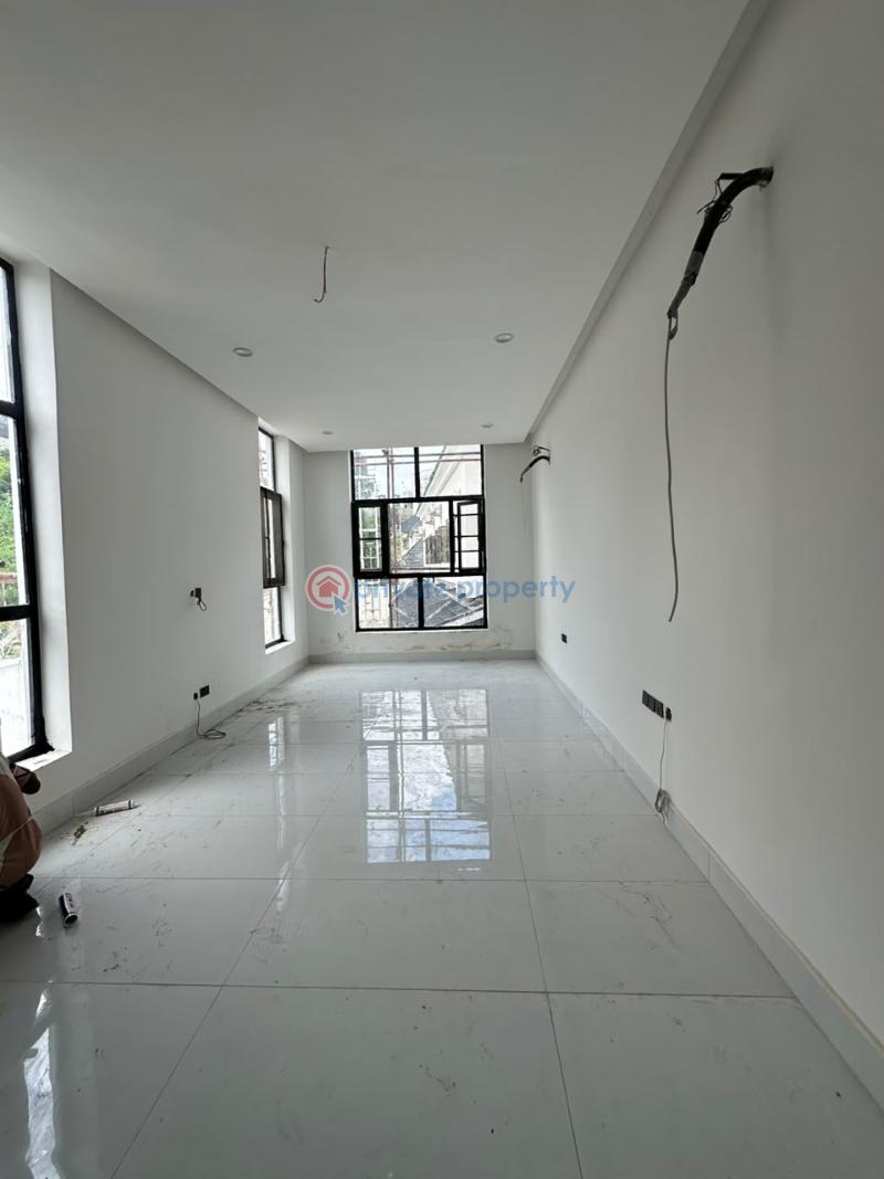 5 bedroom Detached Duplex For Sale Guzape Abuja Phase 1  - 3