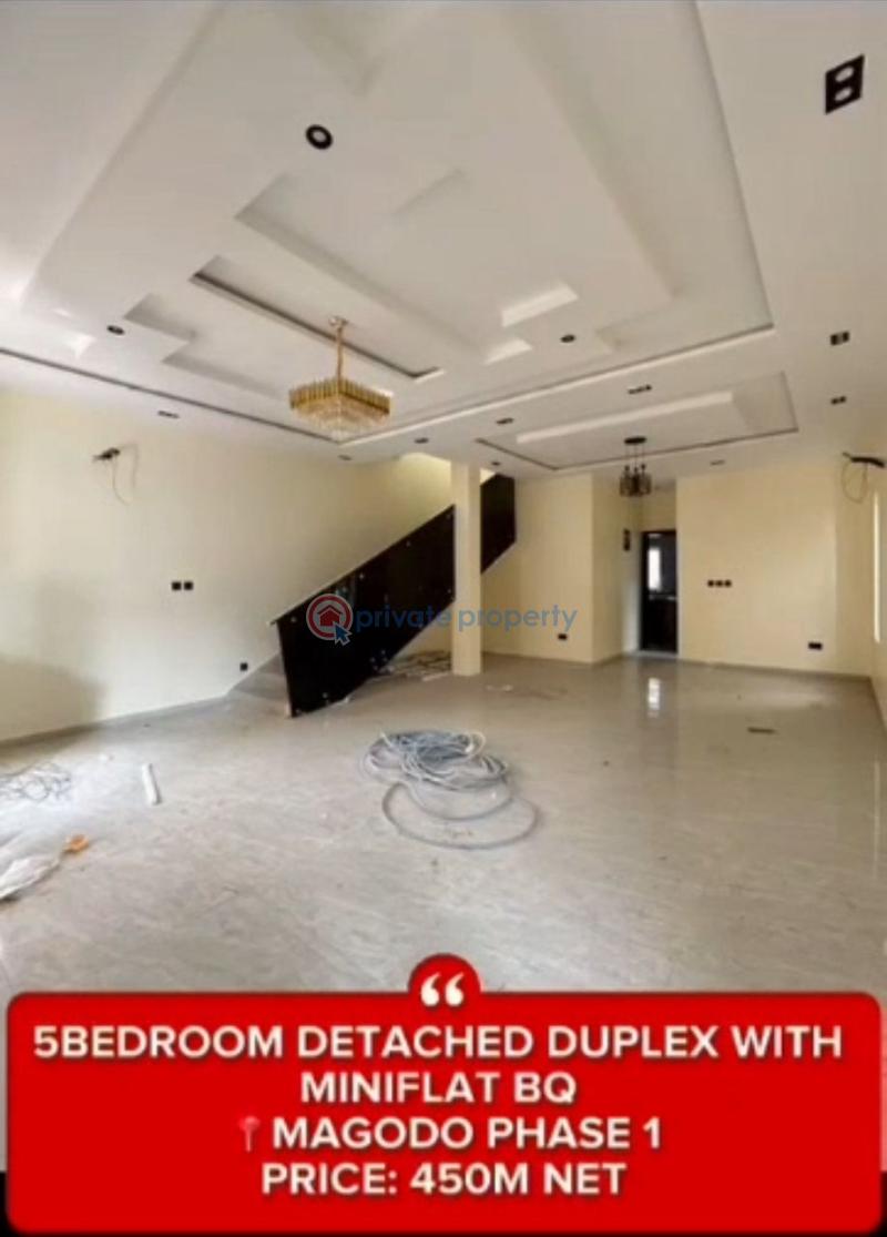 5 bedroom Detached Duplex For Sale Magodo Phase 1 Kosofe/Ikosi Lagos - 1