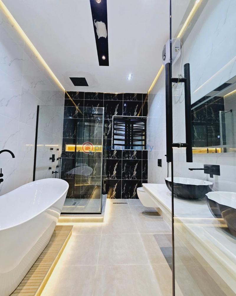 5 bedroom Detached Duplex For Sale Chevron Estate,lekki Lagos Chevron Drive Lekki Lagos - 5