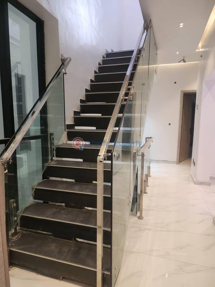 5 bedroom Detached Duplex For Sale Chevron Drive Lekki Lagos - 2