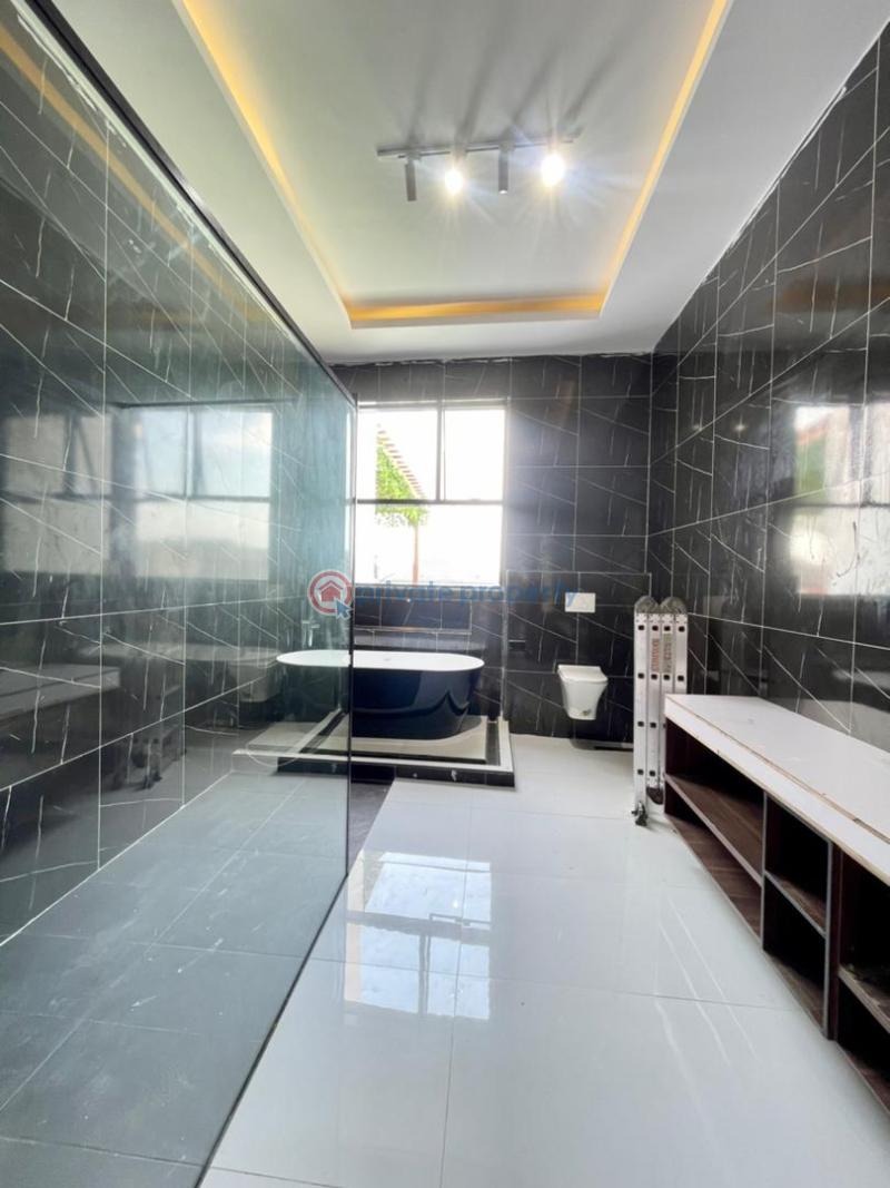 5 bedroom Detached Duplex For Sale Lekki Phase 2 Lagos - 12