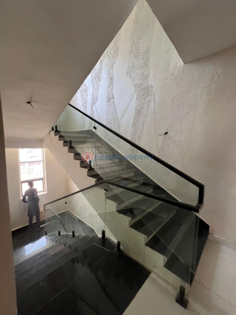 5 bedroom Terraced Duplex For Sale Jahi Abuja Phase 2  - 4