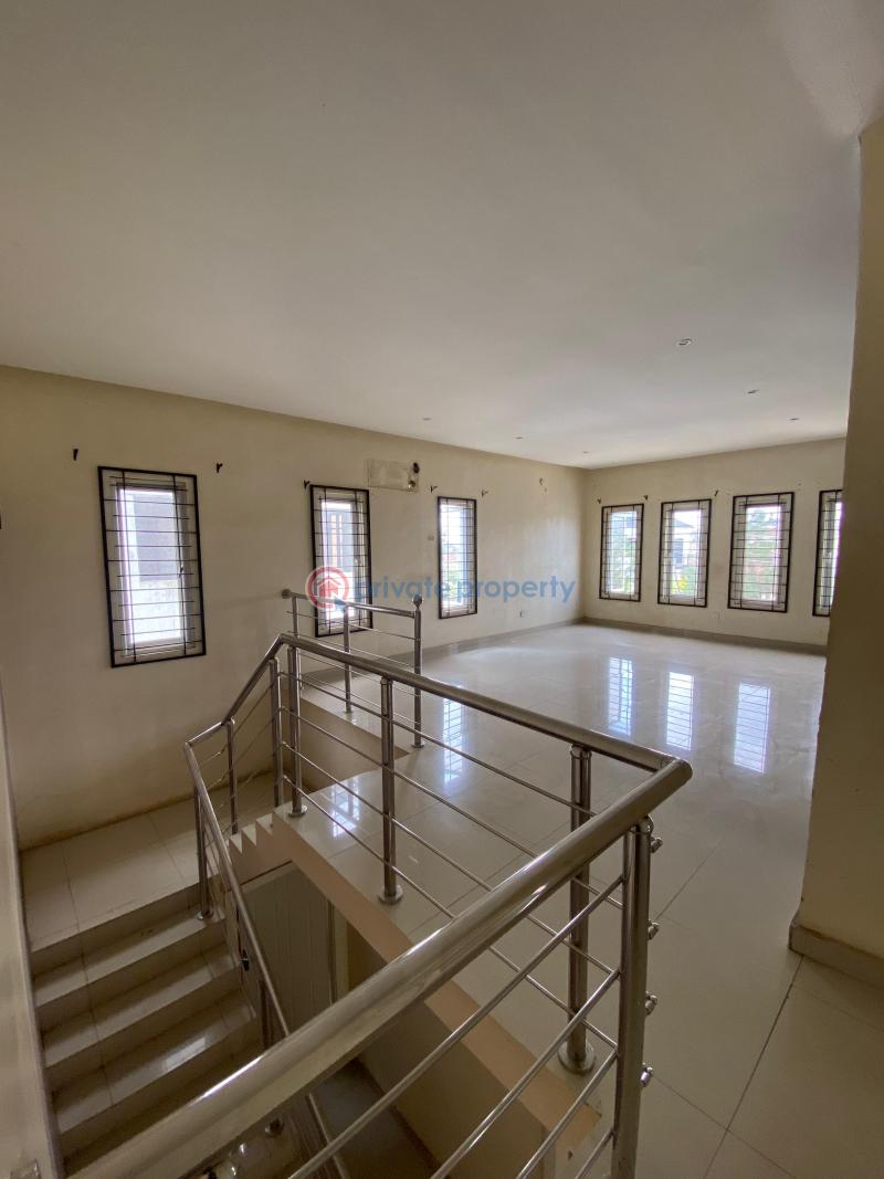House For Rent In Kolapo Ishola Gra Akobo Estate. Ibadan Oyo - 6