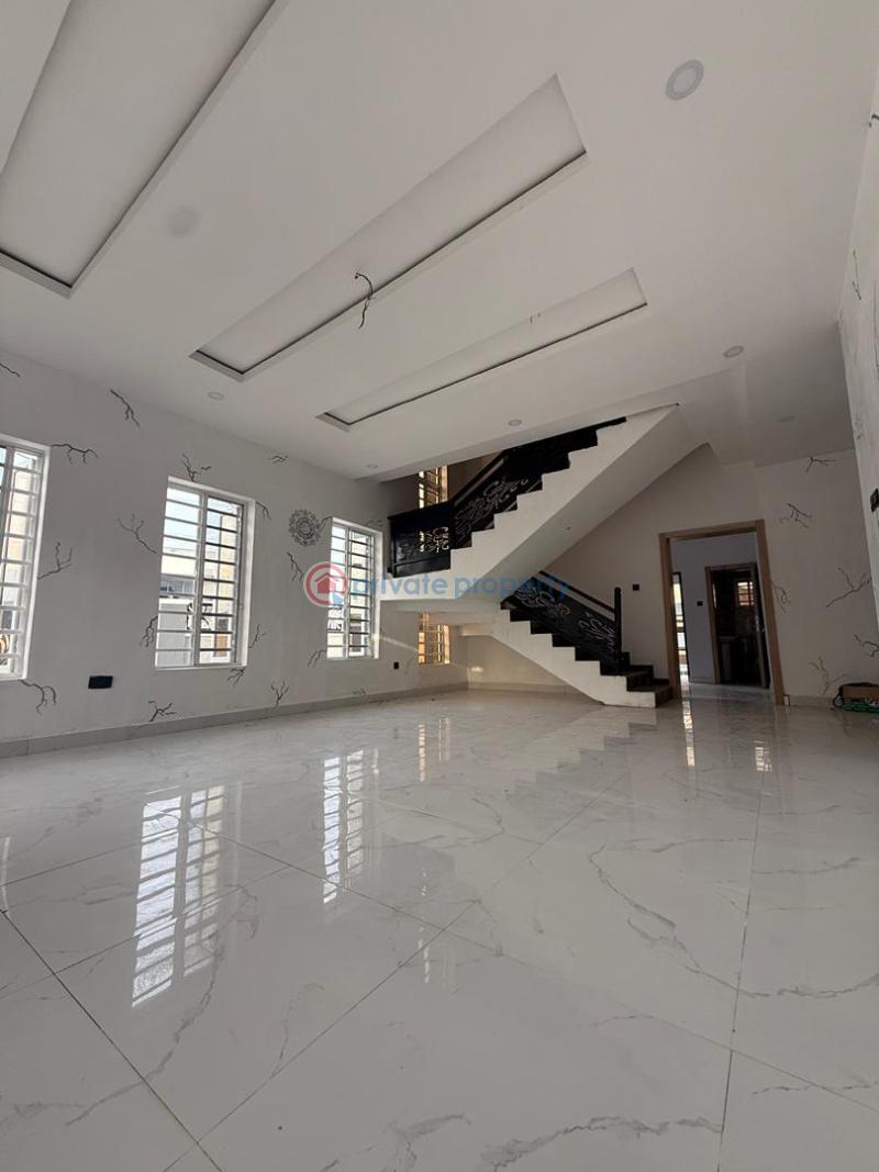 5 bedroom Duplex For Sale Airforce Estate, Bashorun Housing Estate Akobo Ibadan Oyo - 2
