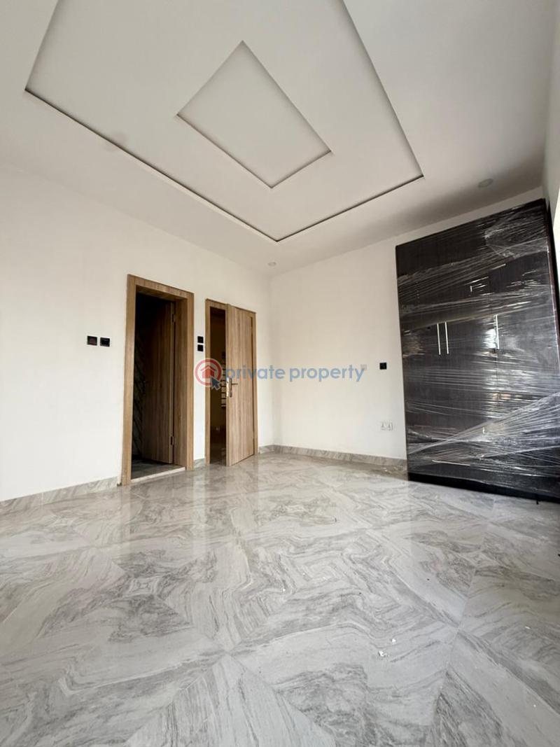 5 bedroom Duplex For Sale Airforce Estate, Bashorun Housing Estate Akobo Ibadan Oyo - 17