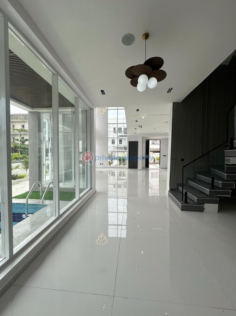 5 bedroom House For Sale Osapa Lekki Lagos - 1