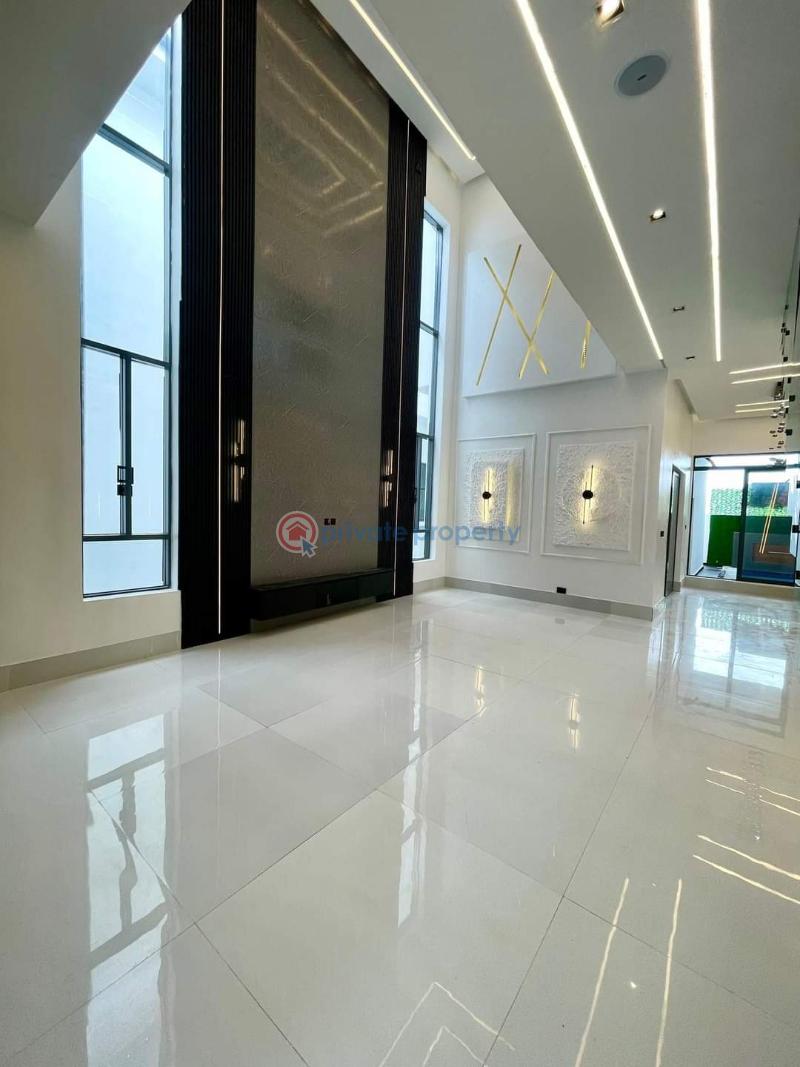 5 bedroom Detached Duplex For Sale Ajah Lekki Ajah Lagos - 2