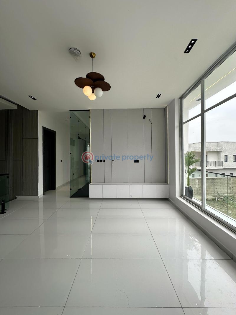 5 bedroom House For Sale Osapa Lekki Lagos - 9