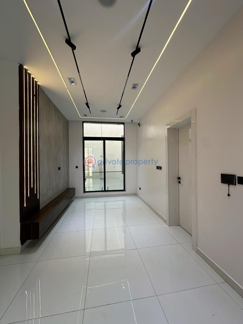 5 bedroom House For Sale Chevron Drive Lekki Lagos - 3
