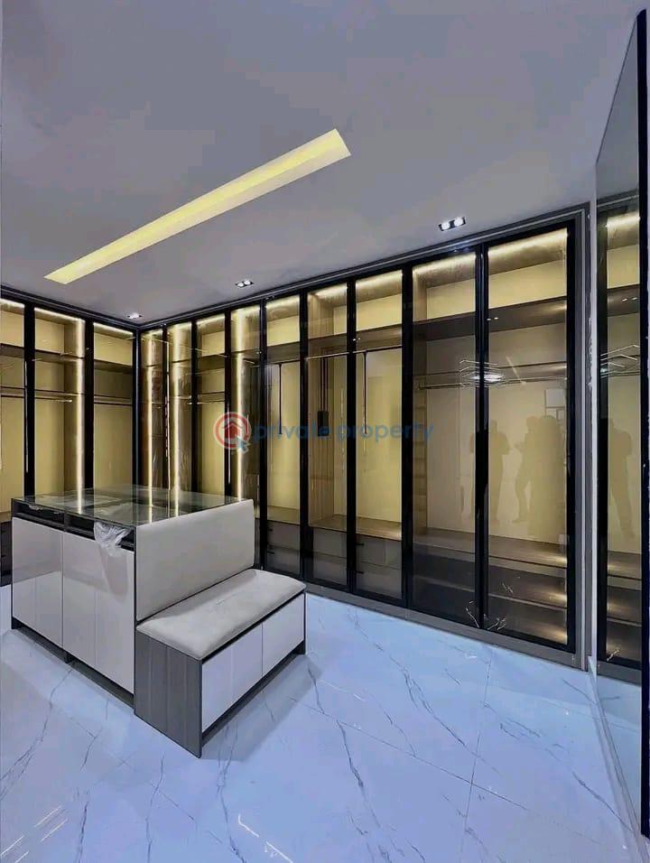 5 bedroom Duplex For Sale Estate Chevron Drive Lekki Lagos - 10