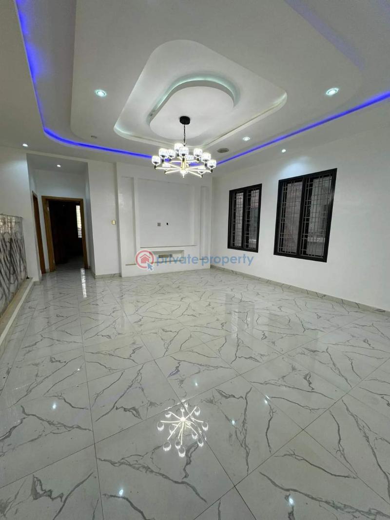 5 bedroom Detached Duplex For Sale Omole Phase 1 Ikeja Ikeja  Lagos - 4