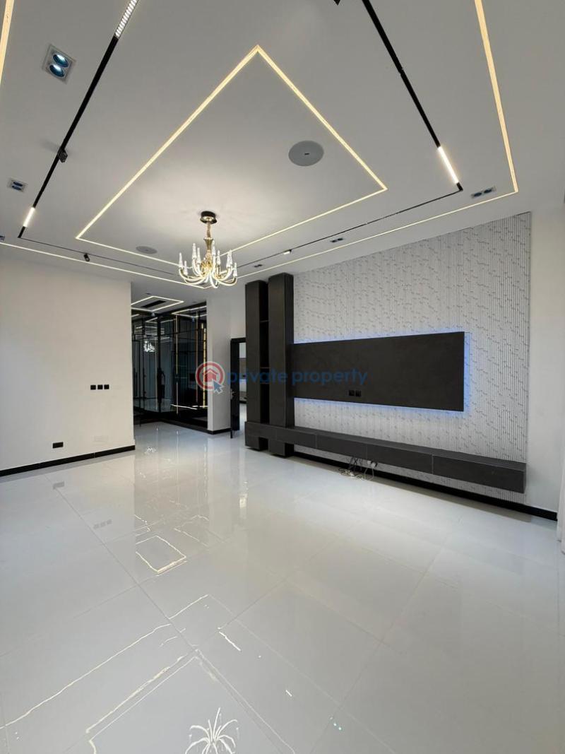 5 bedroom Detached Duplex For Sale Estate Chevron Drive Lekki Lagos - 2