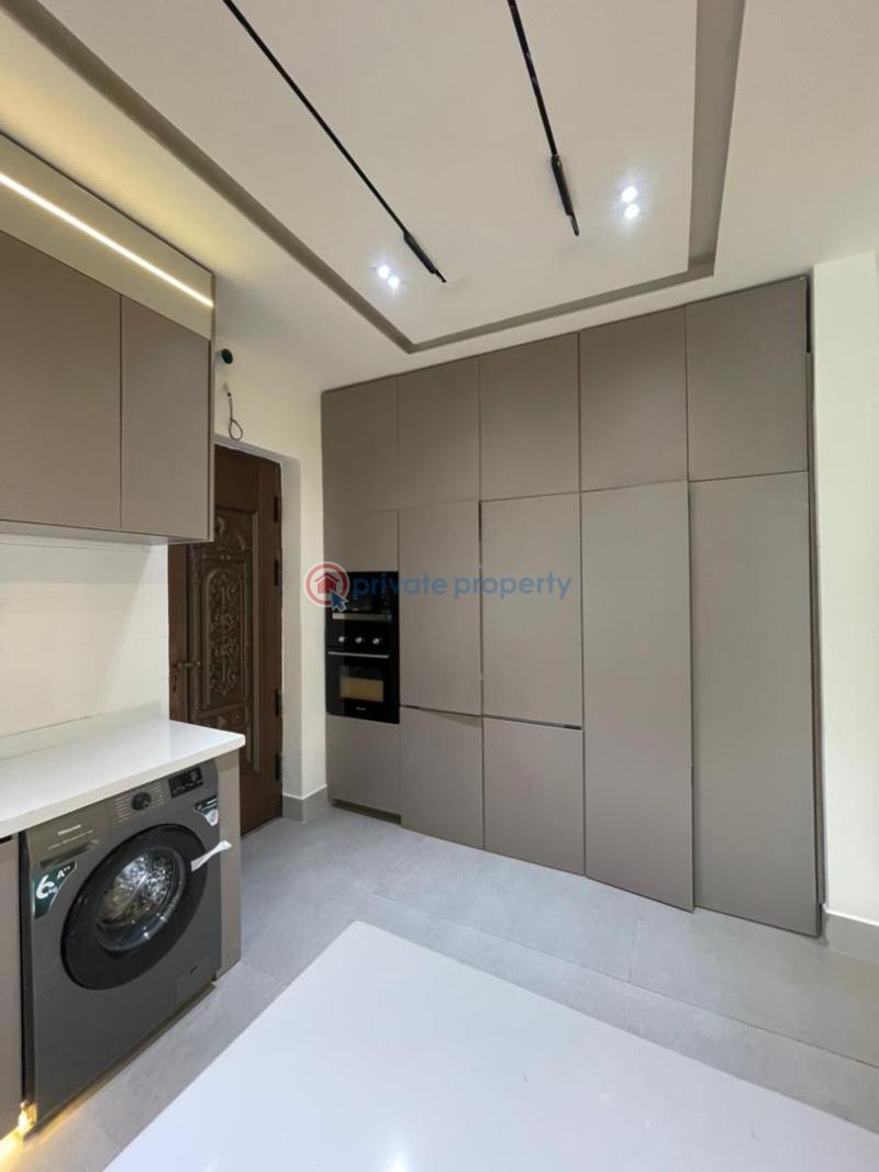 5 bedroom Detached Duplex For Sale Estate Lekki Phase 1 Lagos - 11