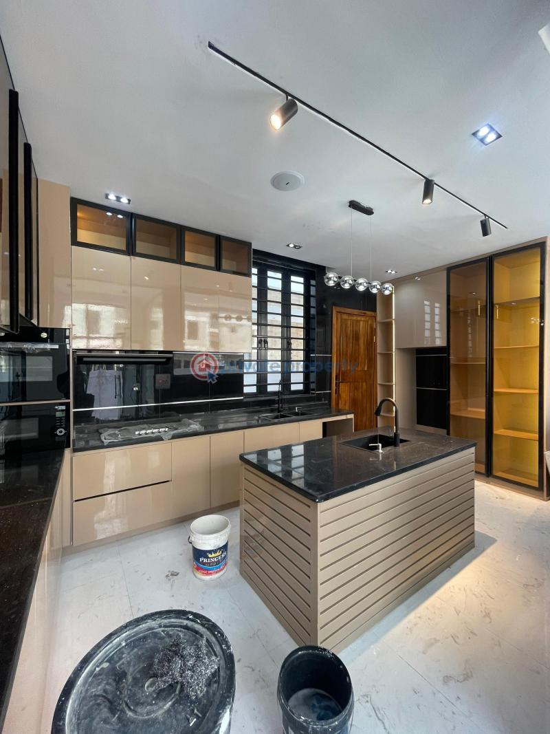 5 bedroom Detached Duplex For Sale Victoria Garden City Lekki Lagos - 2