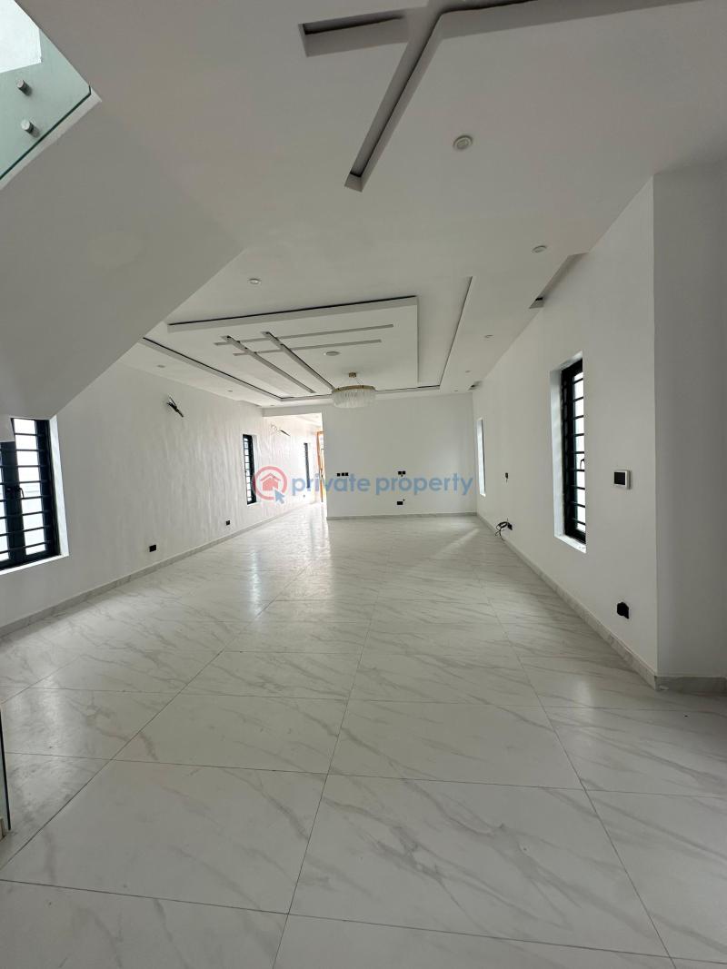 5 bedroom Detached Duplex For Sale Chevron Drive Lekki Lagos - 3
