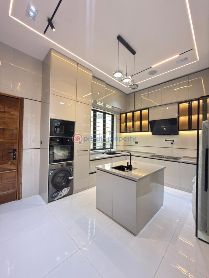 5 bedroom Detached Duplex For Sale Chevron Drive Lekki Lagos - 6