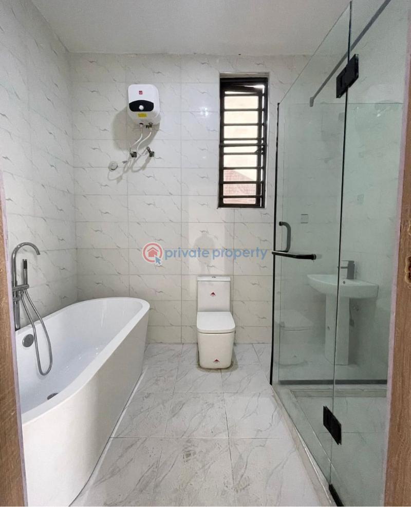 5 bedroom Detached Duplex For Sale Chevron Lekki Lagos - 8