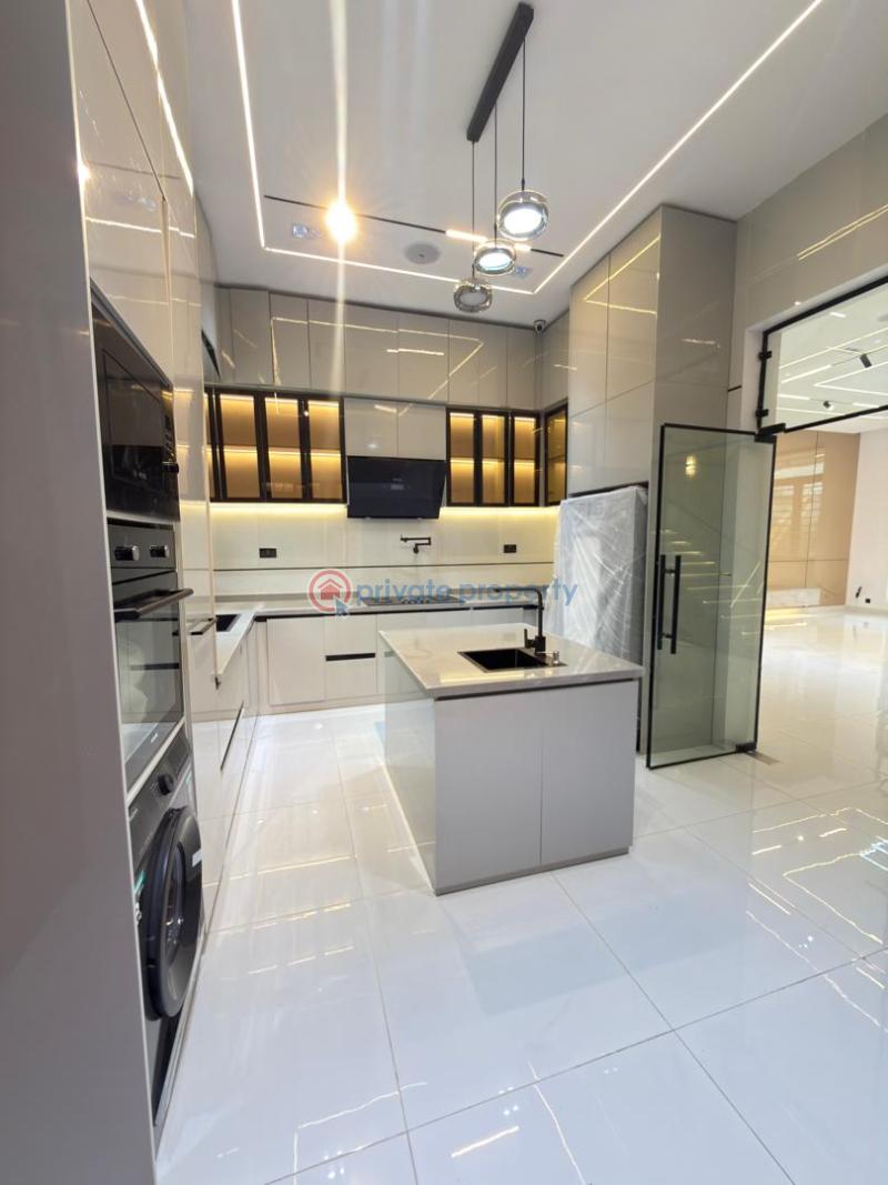 5 bedroom Detached Duplex For Sale Chevron Drive Lekki Lagos - 7