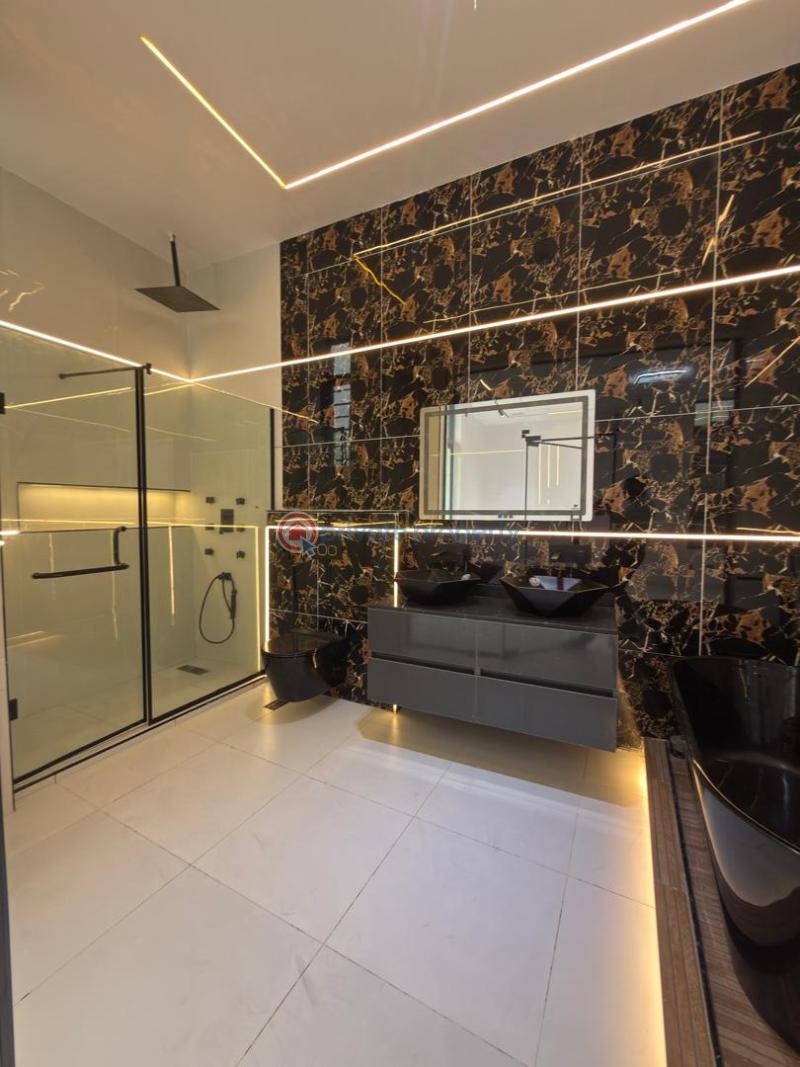 5 bedroom Detached Duplex For Sale Chevron Drive Lekki Lagos - 11