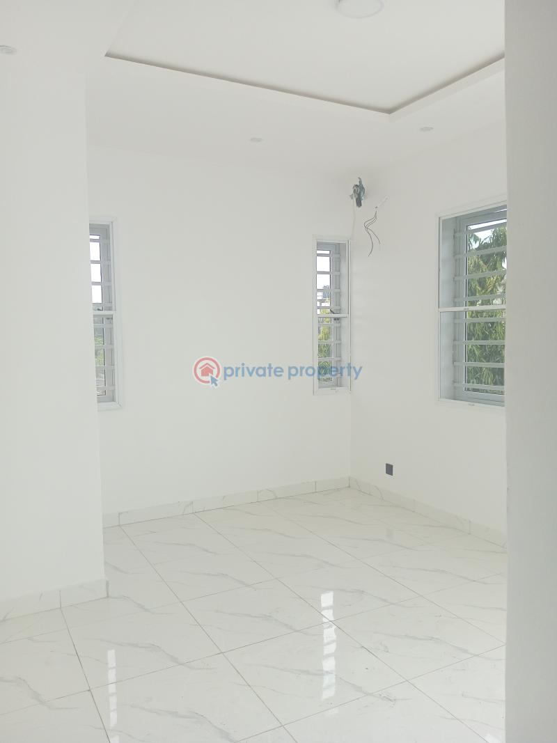 5 bedroom Detached Duplex For Sale Estate Adeniyi Jones Ikeja Lagos - 2