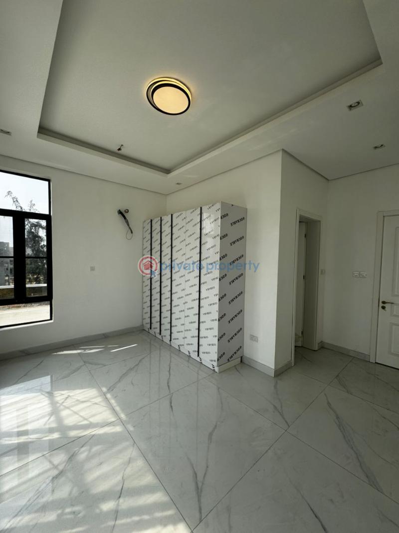5bedroom fully detached duplex - 9 5 bedroom Detached Duplex For Sale Osapa London Lekki Lagos - 9