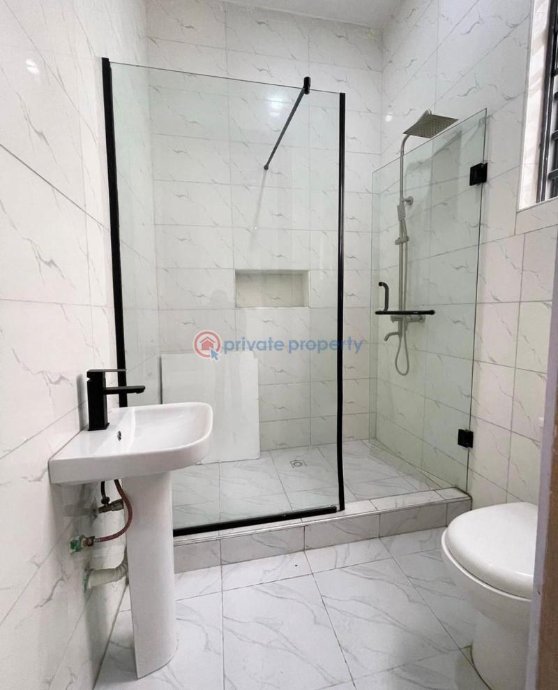 5 bedroom Detached Duplex For Sale Chevron Lekki Lagos - 7
