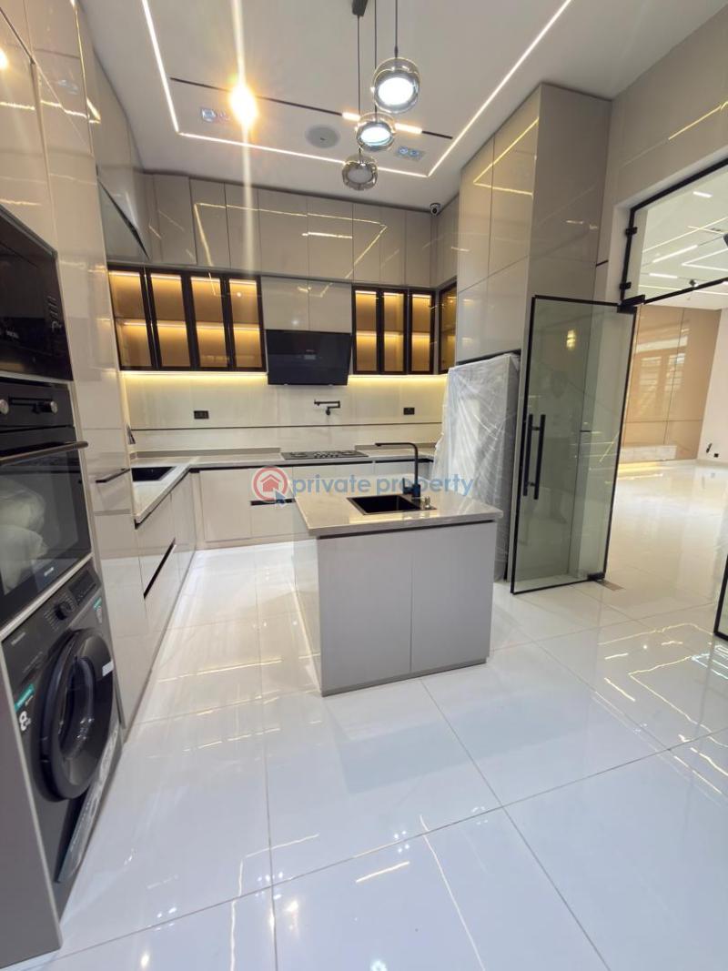 5 bedroom Detached Duplex For Sale Chevron Drive Lekki Lagos - 8