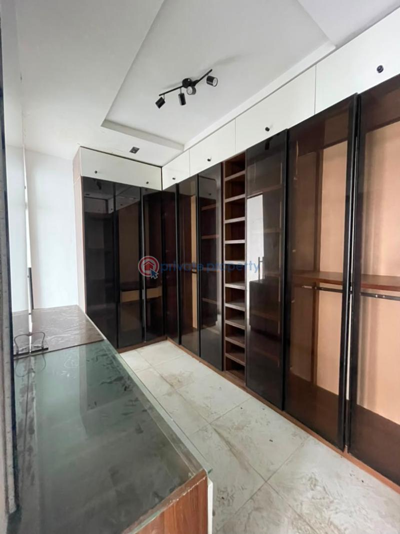 5 bedroom Detached Duplex For Sale Ikota Lekki Lagos - 3
