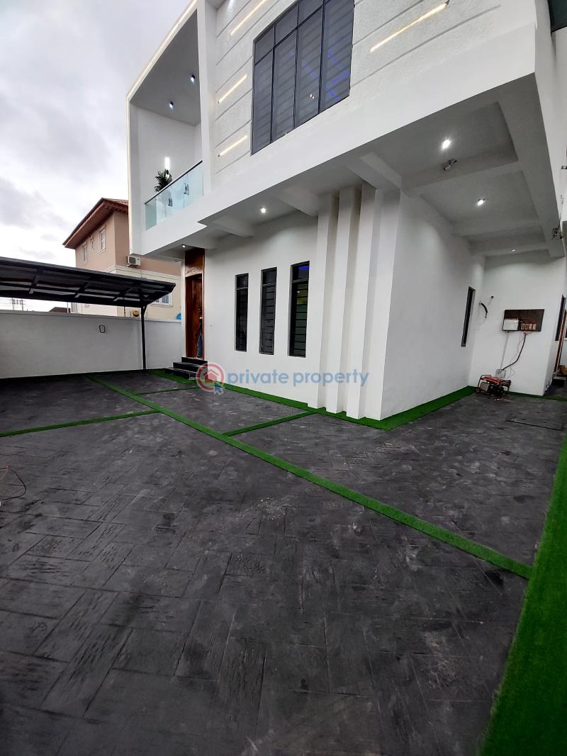 5 bedroom Duplex For Sale Estate Chevron Drive Lekki Lagos - 1
