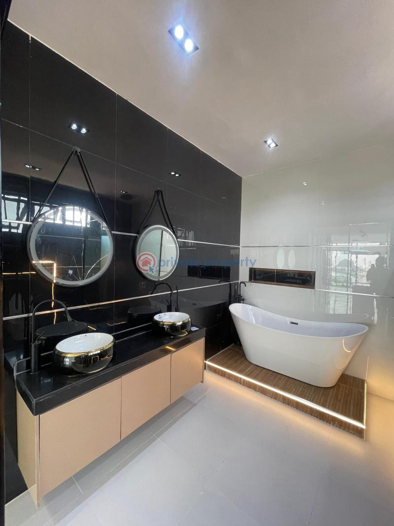 5 bedroom Detached Duplex For Sale Victoria Garden City Lekki Lagos - 15