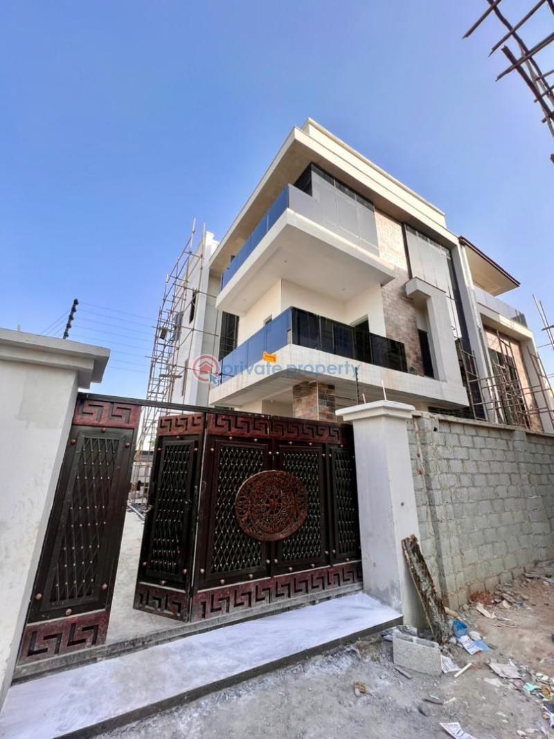 5 bedroom Detached Duplex For Sale Estate Guzape Abuja Phase 1 