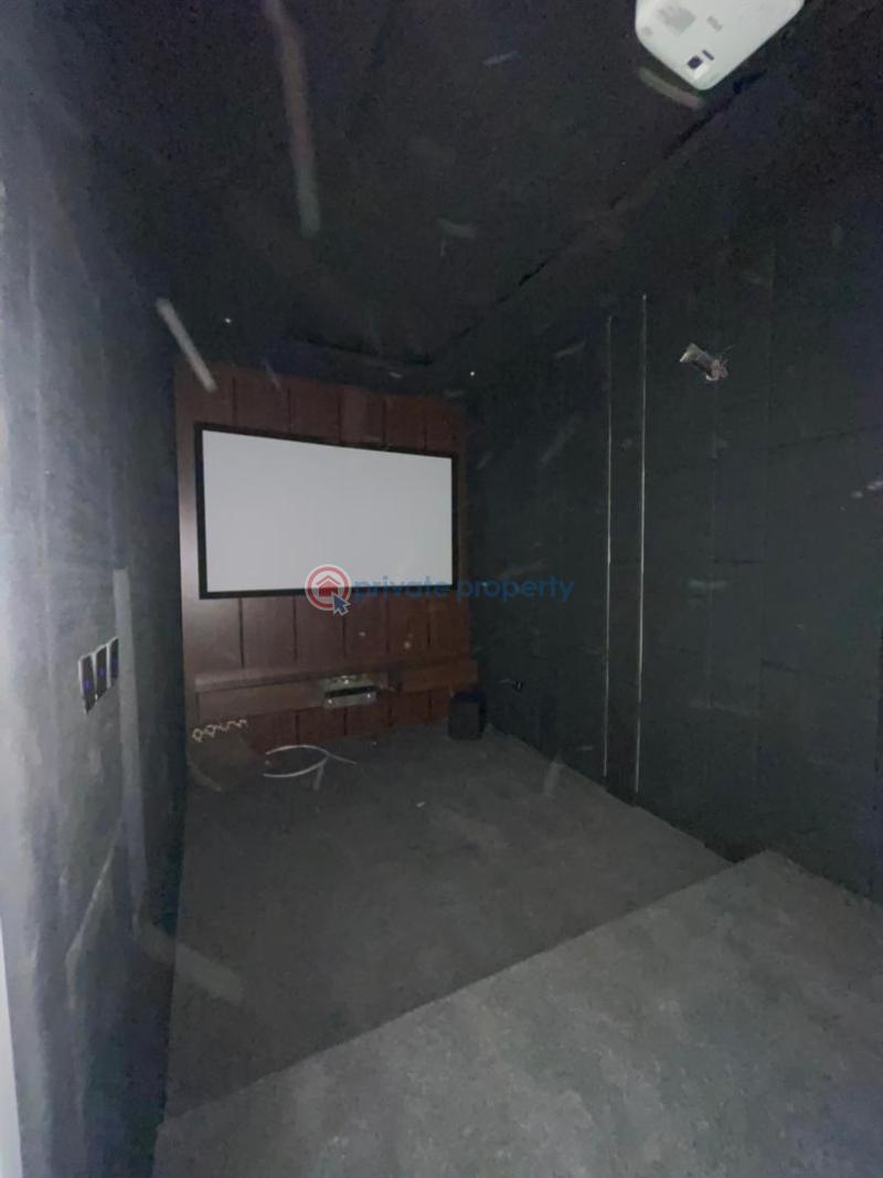 5 bedroom Detached Duplex For Sale Estate Lekki Phase 1 Lagos - 5