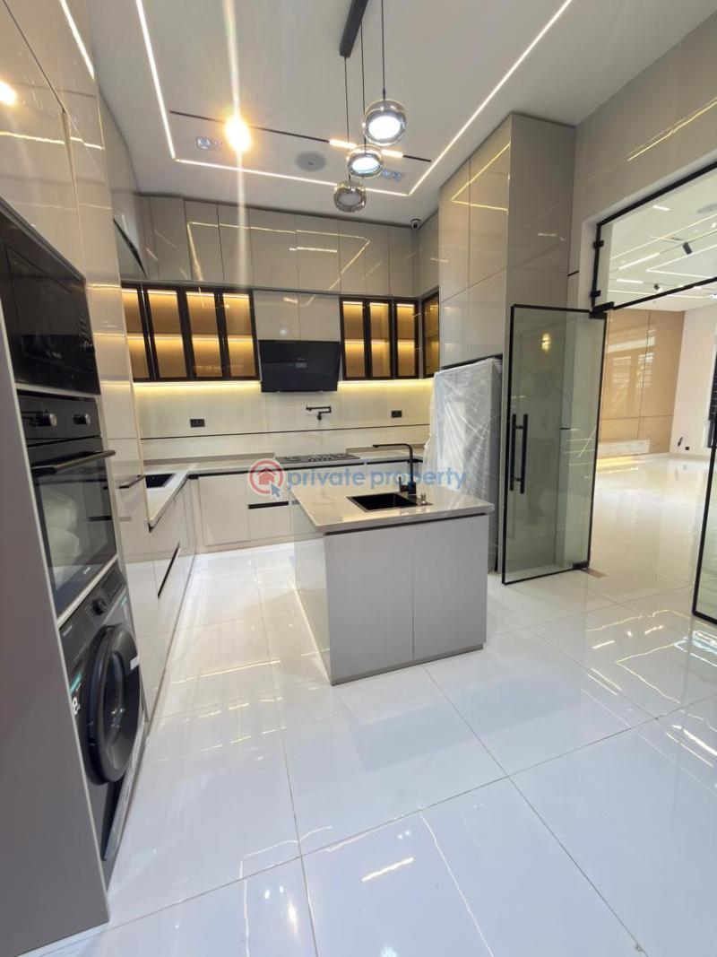 5 bedroom Detached Duplex For Sale Chevron Drive Lekki Lagos - 9