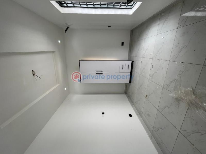 5 bedroom Duplex For Sale Chevron Drive Lekki Lagos - 6