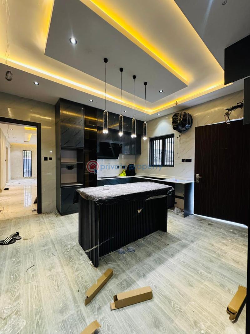 5bedroom fully detached duplex with a roof top and 2bq - 1 5 bedroom Detached Duplex For Sale Ikeja GRA Lagos - 1