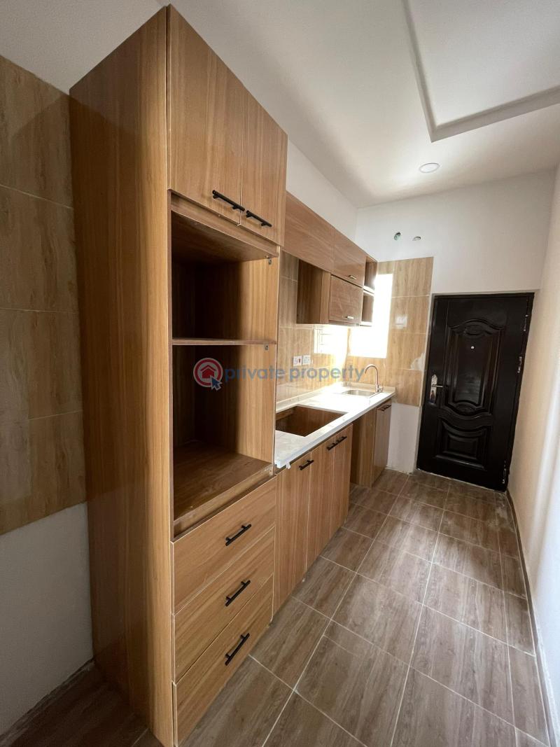 5 bedroom Detached Duplex For Sale Chevron Drive Lekki Lagos - 11