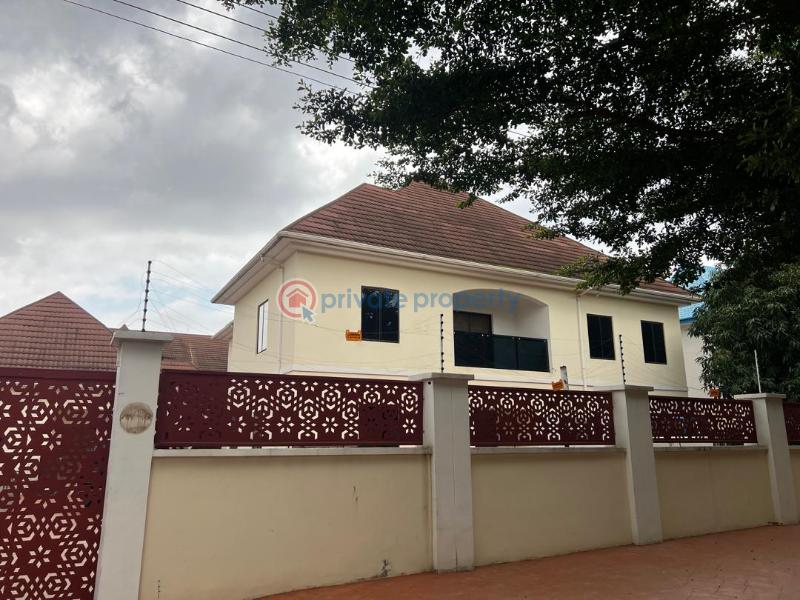 5 bedroom Duplex For Sale Off Third Avenue Gwarimpa Abuja Phase 3  - 2