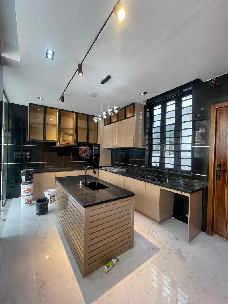 5 bedroom Detached Duplex For Sale Victoria Garden City Lekki Lagos - 4