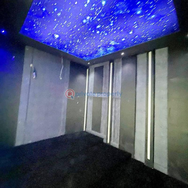 5 bedroom Detached Duplex For Sale Osapa London Lekki Lagos - 5