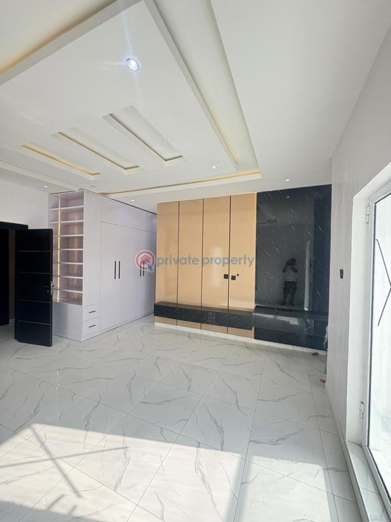 7 bedroom Detached Duplex For Sale New Oko Oba Agege Lagos - 4