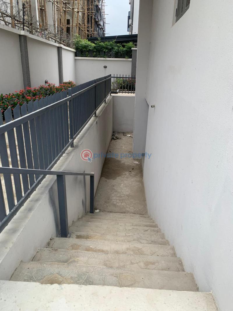 5 bedroom Detached Duplex For Sale Wuye Abuja Phase 2  - 5