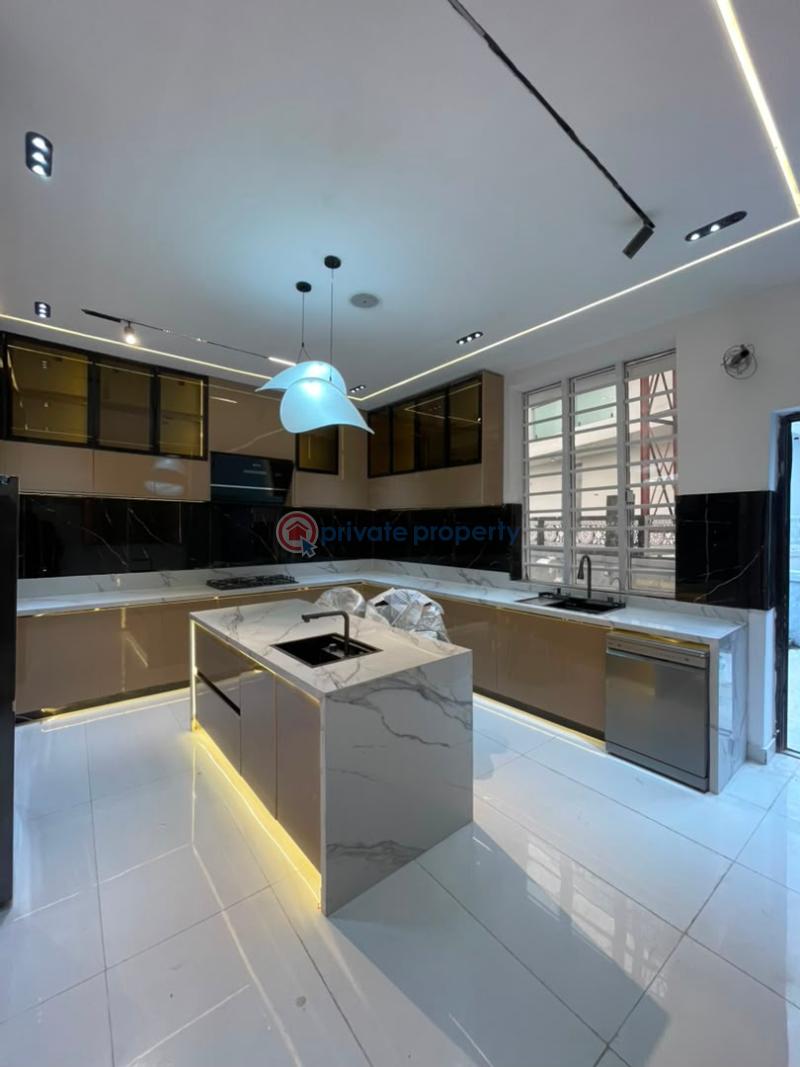 5 bedroom Detached Duplex For Sale Chevron Drive Lekki Lagos - 5