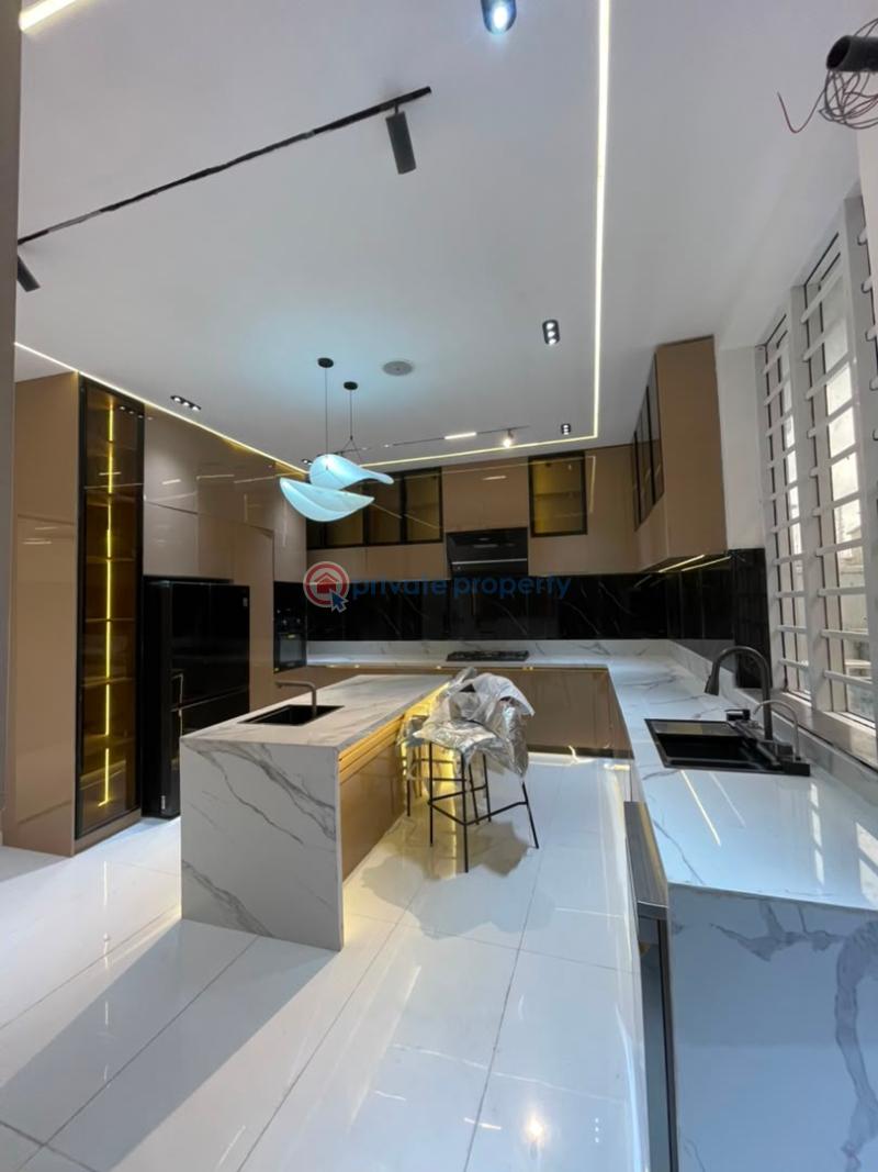 5 bedroom Detached Duplex For Sale Chevron Drive Lekki Lagos - 4