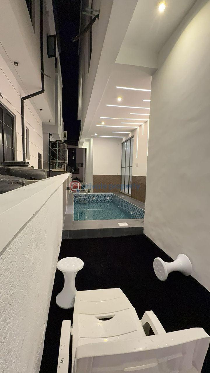 5 bedroom Detached Duplex For Sale Off Orchid Road Lekki Lagos - 3