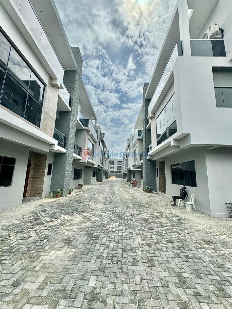 5bedroom semi-detached duplexes with bq - 20 5 bedroom Semi detached Duplex For Sale Ikate Elegushi Lekki Lagos - 20