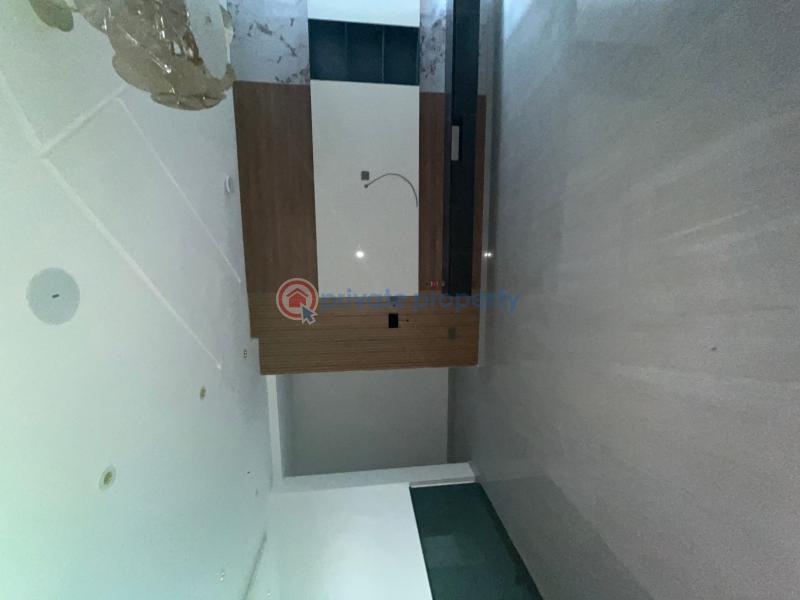 5bedroom smart home - 14 5 bedroom Detached Duplex For Sale Royal Gardens Ajah Lagos - 14