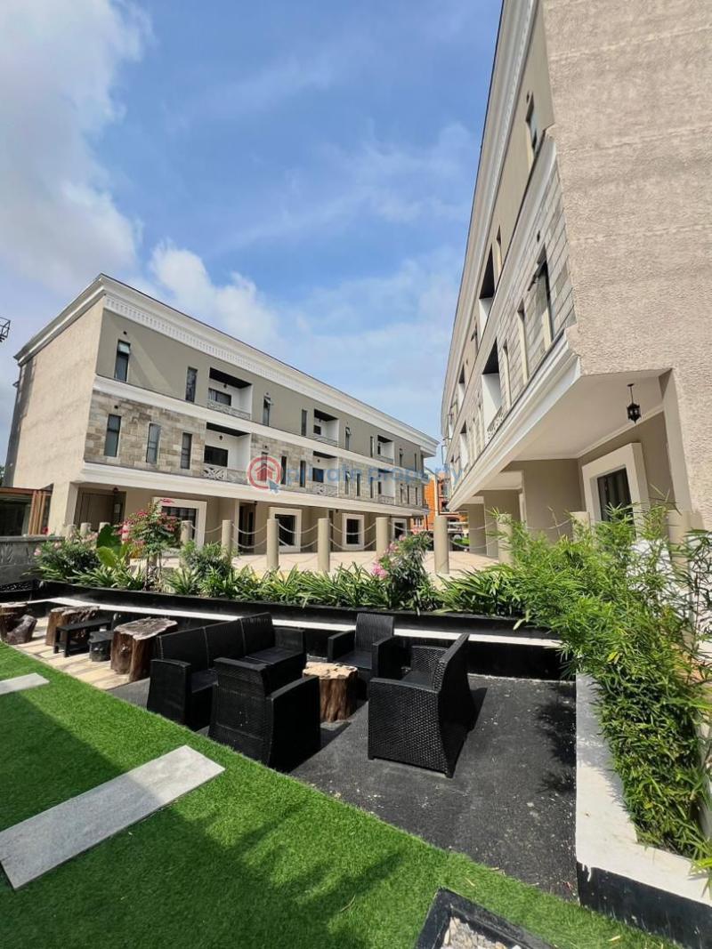 5 bedroom Terraced Duplex For Rent Estate Ikoyi Lagos - 17